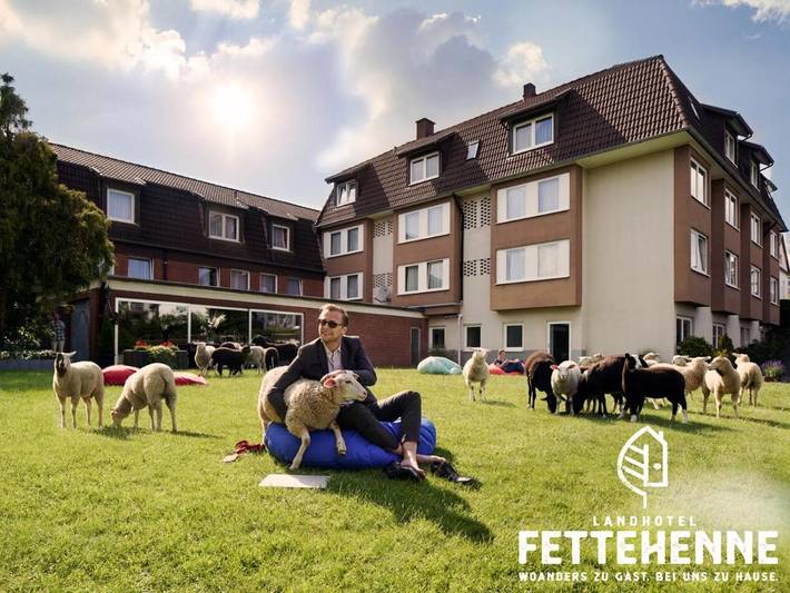 Hotel voor 6 personen, with Terras and Tuin as well as Zwembad and Sauna in Leverkusen