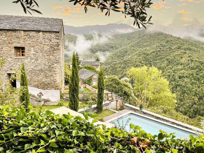 Chambre d’hôte pour 2 personnes, avec jardin ainsi que piscine et vue dans Haute-Corse - 3