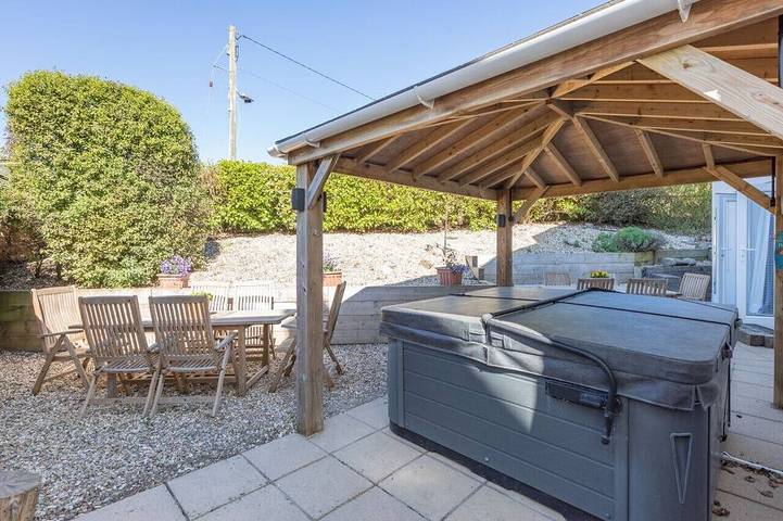 Holiday rental for 10 people, with hot tub and terrace in Instow