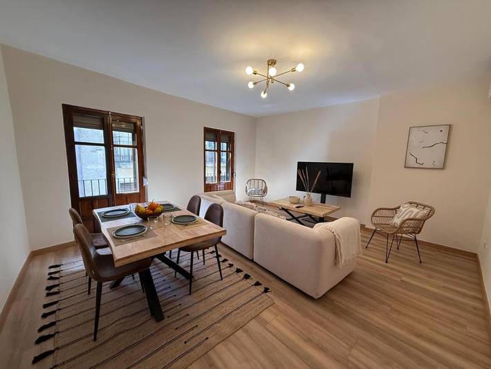 Ferienwohnung für 6 Personen, mit Ausblick und Terrasse - 1