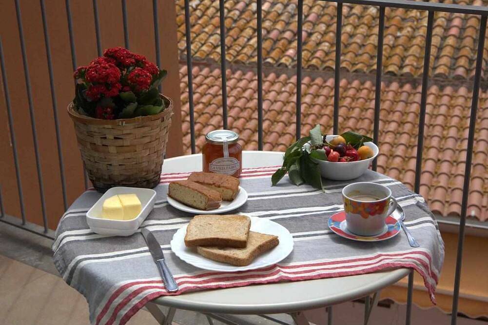 Suit y desayuno incluido con piscina y parquing in Sant Feliu de Guíxols, Costa Brava