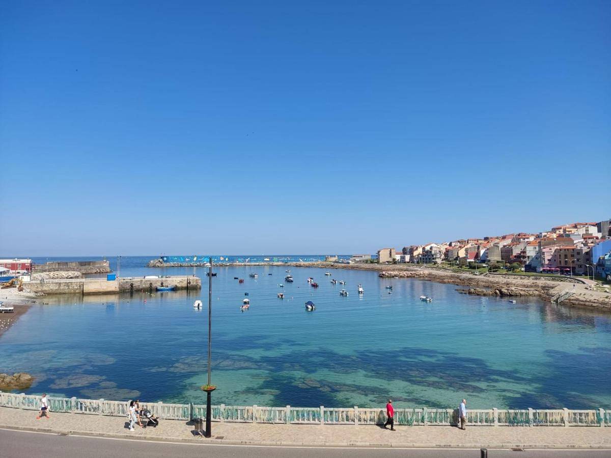 Apartamento inteiro, Acogedor piso en primera línea de mar- 8 huéspedes in Praia do Carreiro (A Guarda), A Guarda