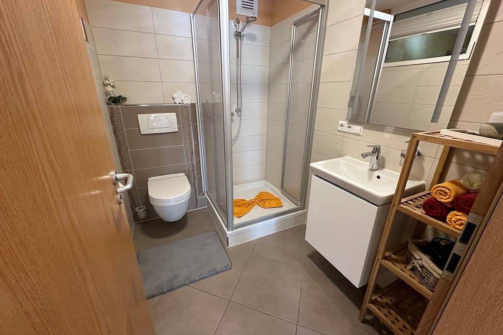 Ganze Wohnung, Ferienwohnung in der Barockstadt Ettenheim, 8 km zum Europa Park in Europa-Park, Ettenheim