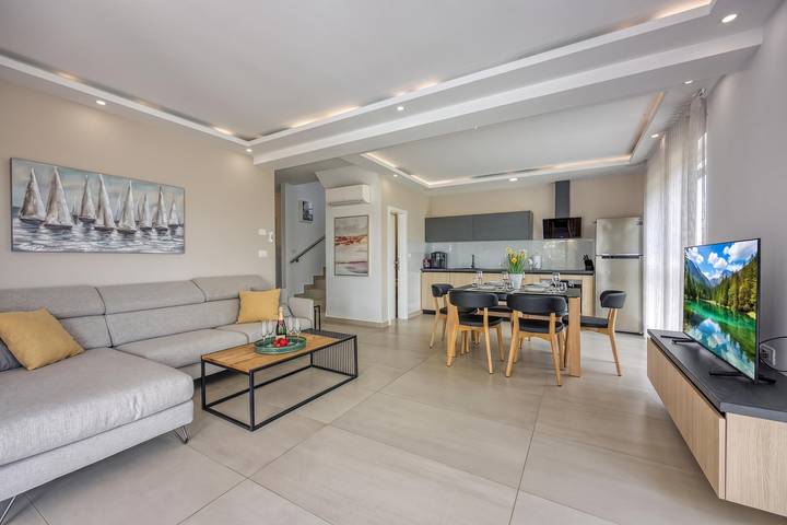 Sea View Villa Maria With Pool in Pomer, Costa sur de Istria