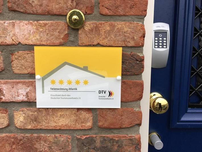 Ferienwohnung für 4 Personen, mit Terrasse und Garten sowie Ausblick in Brake - 2