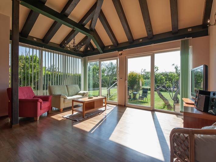 Ferienhaus für 6 Personen, mit Balkon/Terrasse, kinderfreundlich in Nin - 2