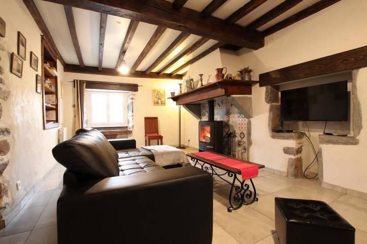 Gîte pour 4 personnes, avec jardin dans Ainhice-Mongelos