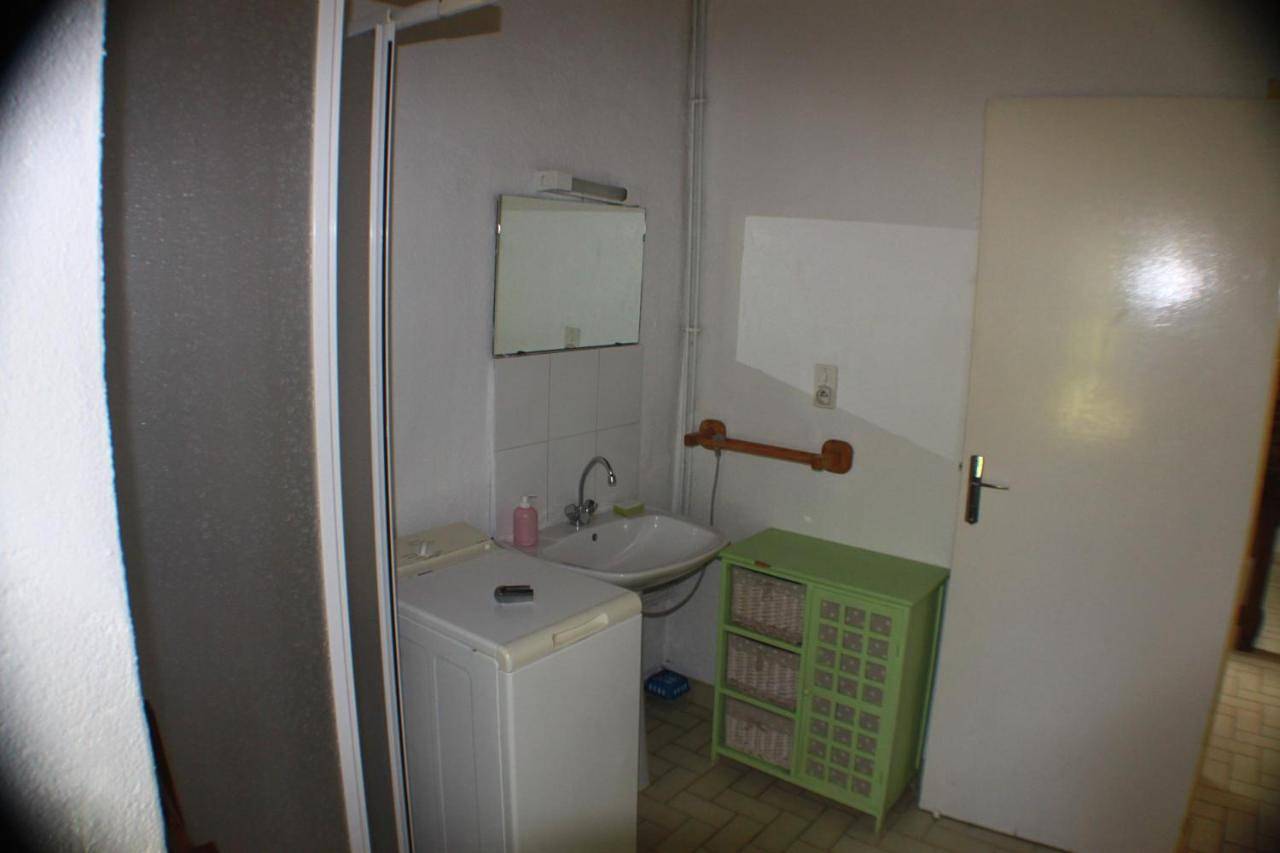 Ecureuil 1 in Privas (arrondissement)