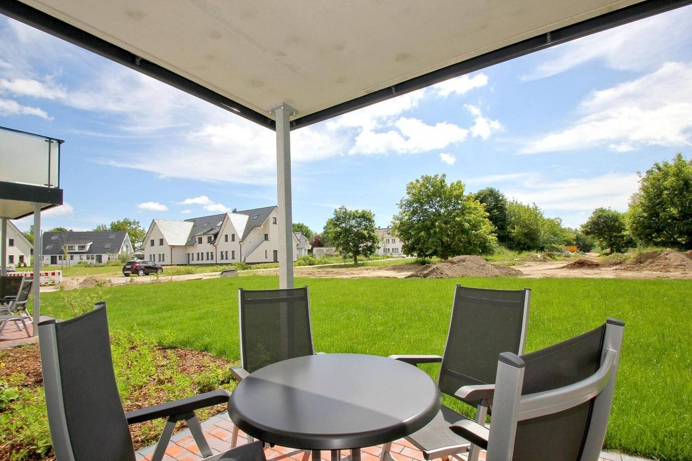 Ganze Wohnung, Strandnahe Fewo mit Terrasse, Schwimmbad- und Saunanutzung - Rex Rugia Fewo 11-2 in Lobbe, Mönchgut