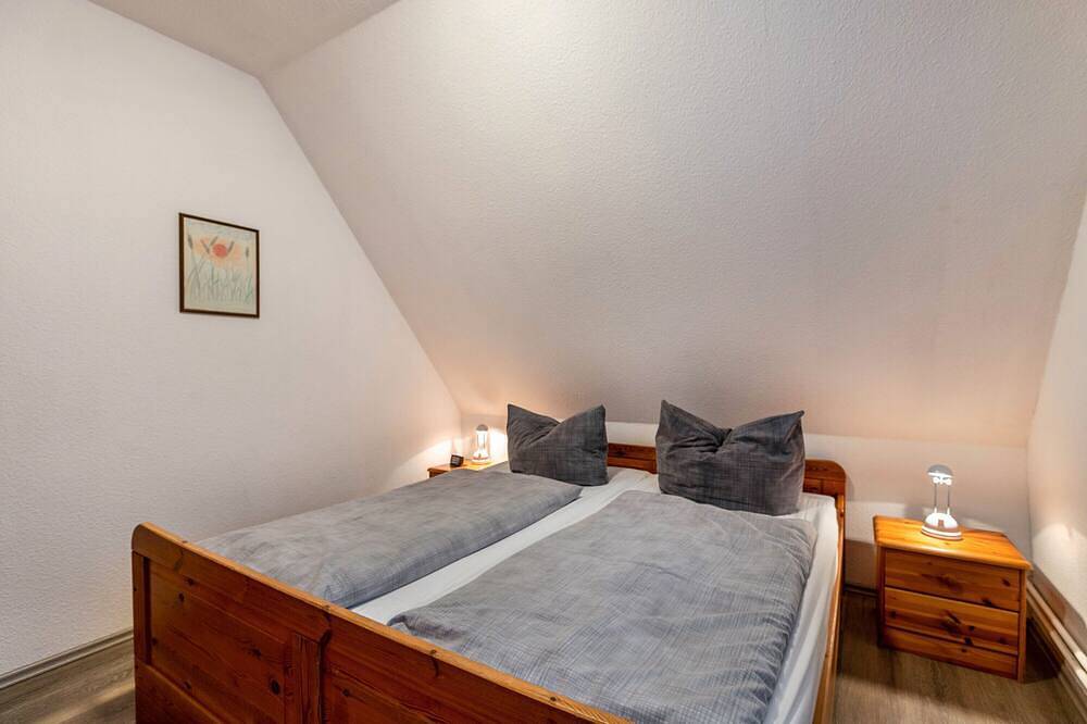 Ganze Wohnung, Ferienwohnung 3- Störche\" mit Gemeinschaftsgarten und Wi-Fi in Bordelum, Nordfriesland