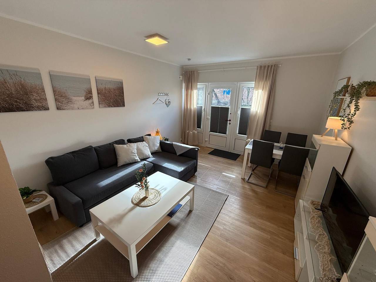 Ganze Wohnung, Apartment „Ostseetraum“ mit privater Terrasse, Wlan und Klimaanlage in Ostseebad Prerow, Prerow