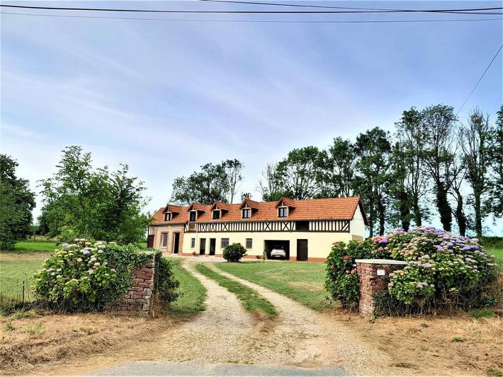 Gîte pour 6 personnes, avec Jardin dans Gonneville-la-Mallet