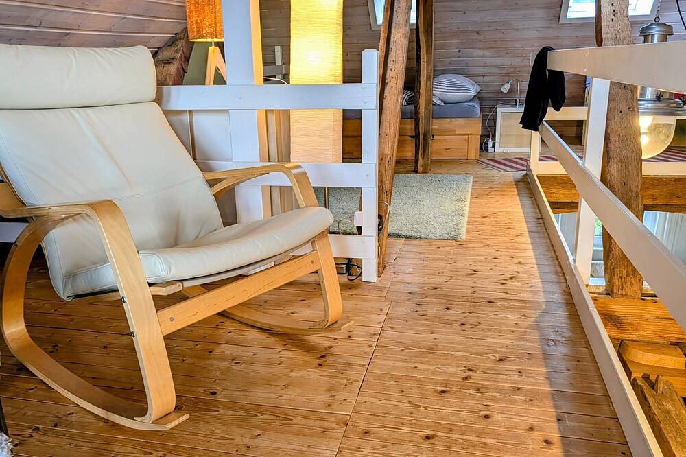 Ganze Wohnung, Ferienhaus Landhaus Am Hirtzborn – Bergblick, private Terrasse & Wlan in Marburg, Landkreis Marburg-Biedenkopf