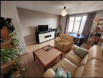 Gîte pour 2 personnes, animaux acceptés à Décines-Charpieu