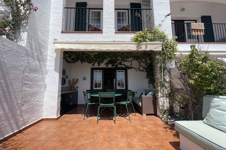 Holiday home for 7 people, with pool and balcony as well as garden - 1