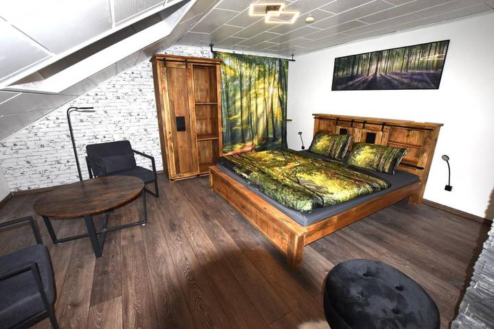Gîte pour 5 personnes, avec Balcon et Jacuzzi ainsi que Sauna et Vue à Wilhelmsfeld - 4
