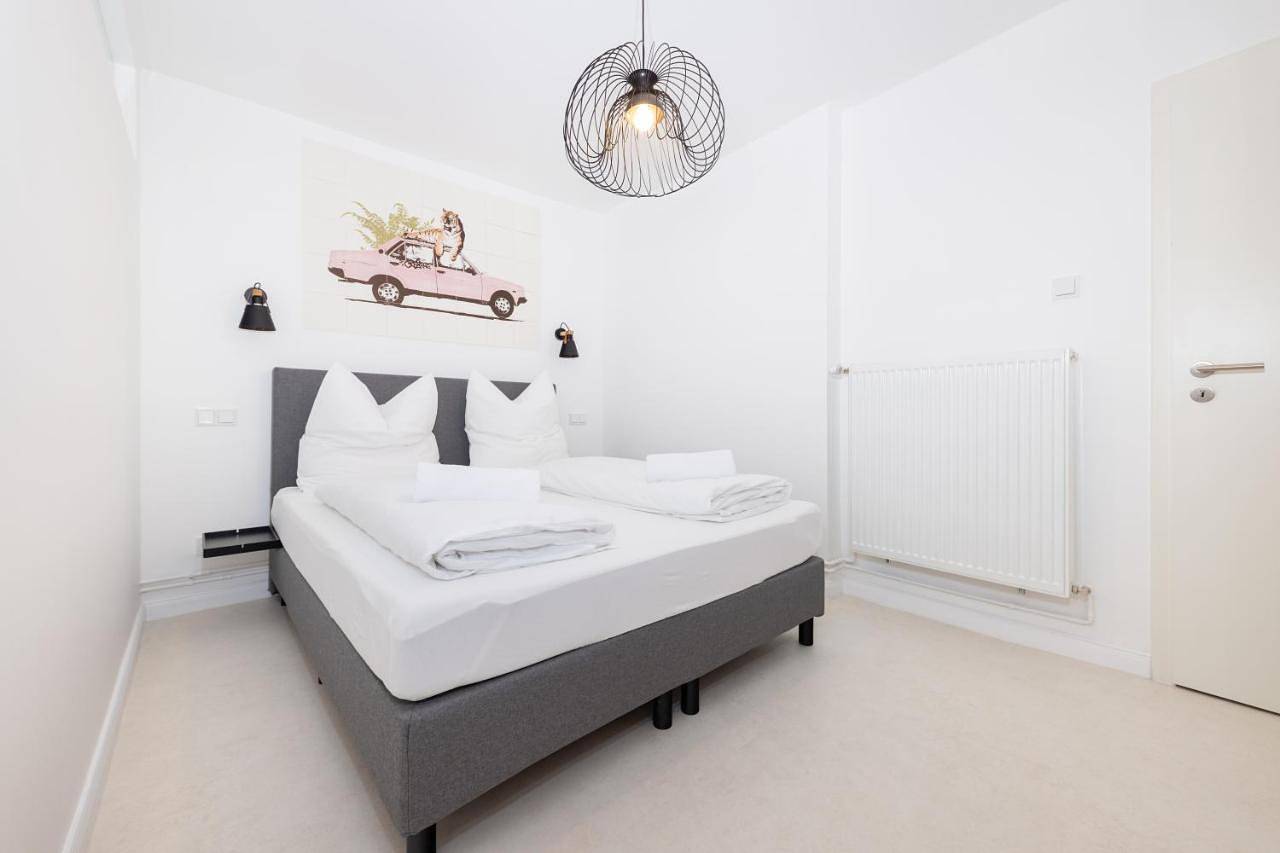 Ganze Wohnung, Three-Bedroom Apartment in Friedenau, Berlin