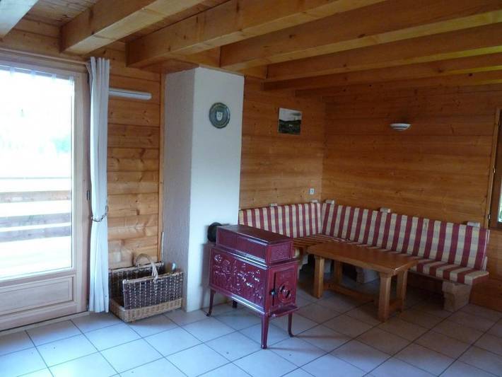 Chalet pour 6 personnes, avec jardin et vue, animaux acceptés dans le Jura - 4