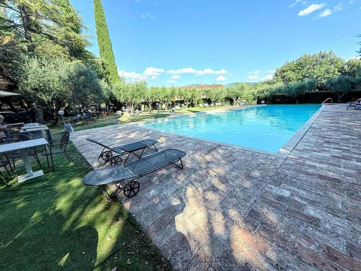 Villa para 30 pessoas, com jacuzzi e sauna e ainda jardim and piscina, com animais de estimação - 1