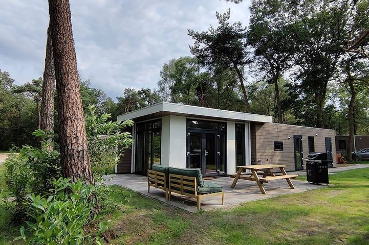Chalet für 4 Personen, mit Whirlpool und Garten - 1