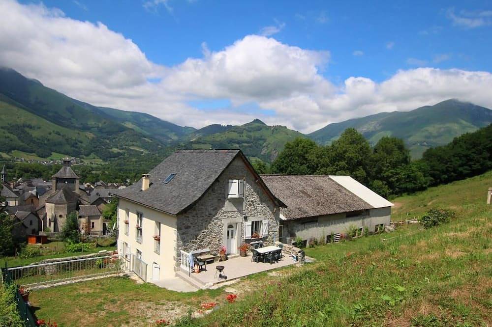 Serres - Accous - Gîte in Accous, Béarn