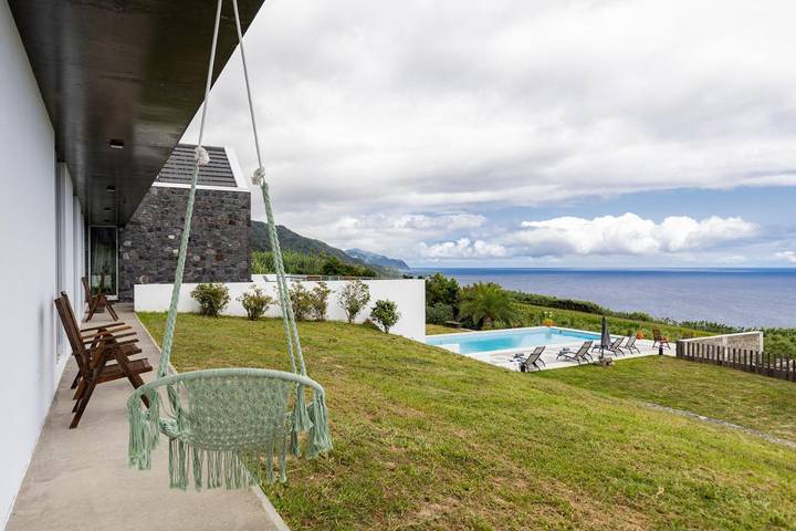 Casa rural para 12 personas, con Balcón y Terraza además de Jardín y Piscina en Villa Franca Do Campo - 2
