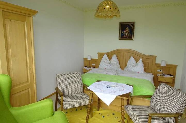 Ferienwohnung für 4 Personen, mit Sauna und Garten sowie Balkon in St. Peter am Kammersberg - 2