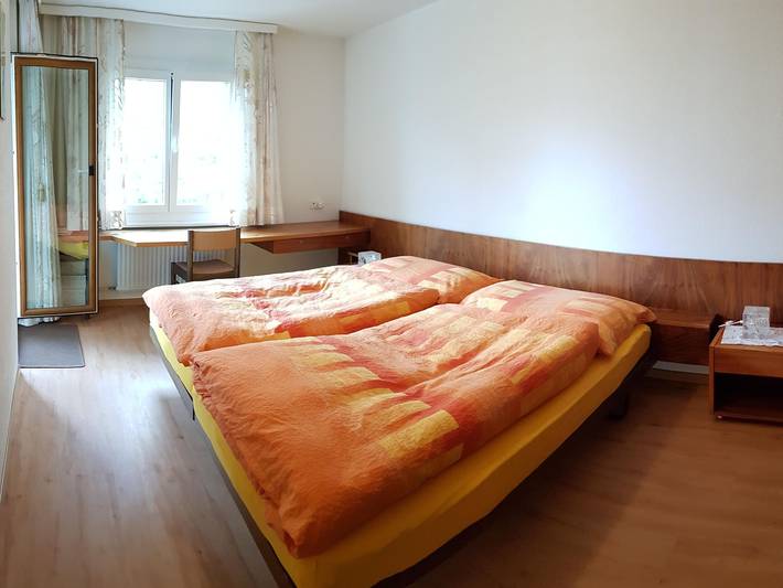 Gîte pour 4 personnes, avec balcon à Loèche-les-Bains - 2