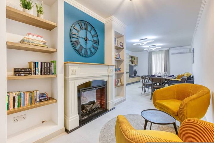 Gîte pour 5 personnes, avec balcon, adapté aux familles dans Gzira - 3