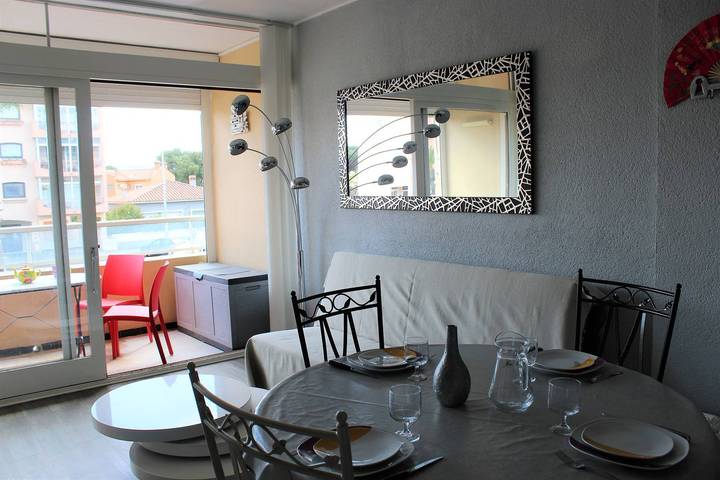 Gîte pour 4 personnes, avec terrasse, animaux acceptés dans Plage Maillol - 4