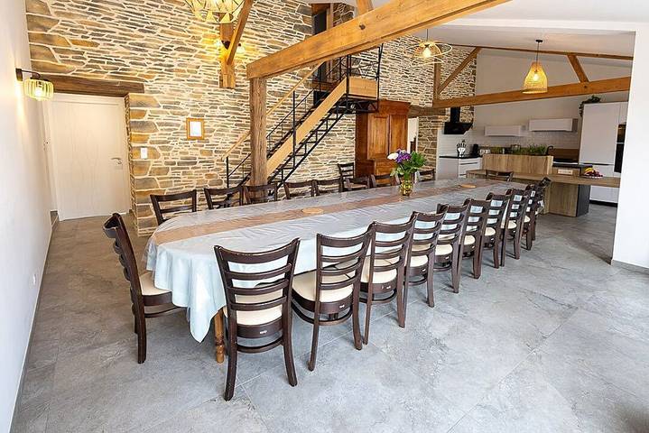 Gîte pour 20 personnes, avec jardin et terrasse dans Maine-et-Loire - 3