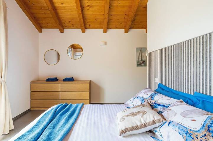Casa Indipendente a due Passi dal Centro Storico con Ampie Verande e Cortile in Tortolì, Ogliastra Provinz
