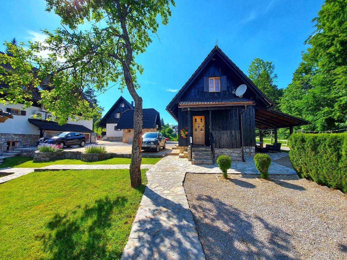 Plitvice Ethno House in Smoljanac, Plitvicemeren