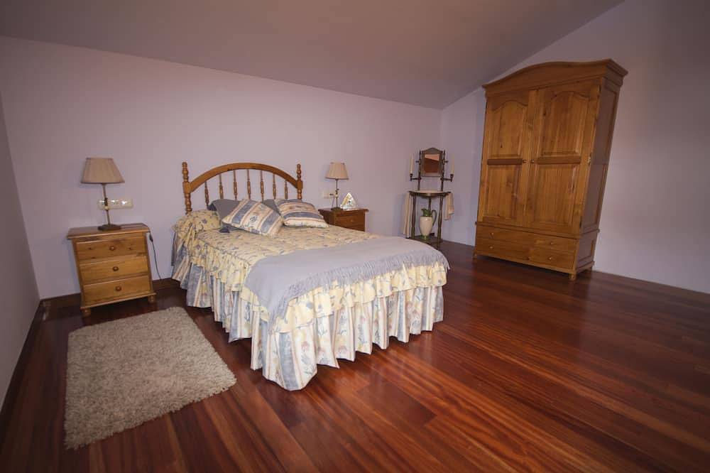 The Golf Villa. Housing In A Natural Environment With A Special Charm. in Urturi, Bernedo