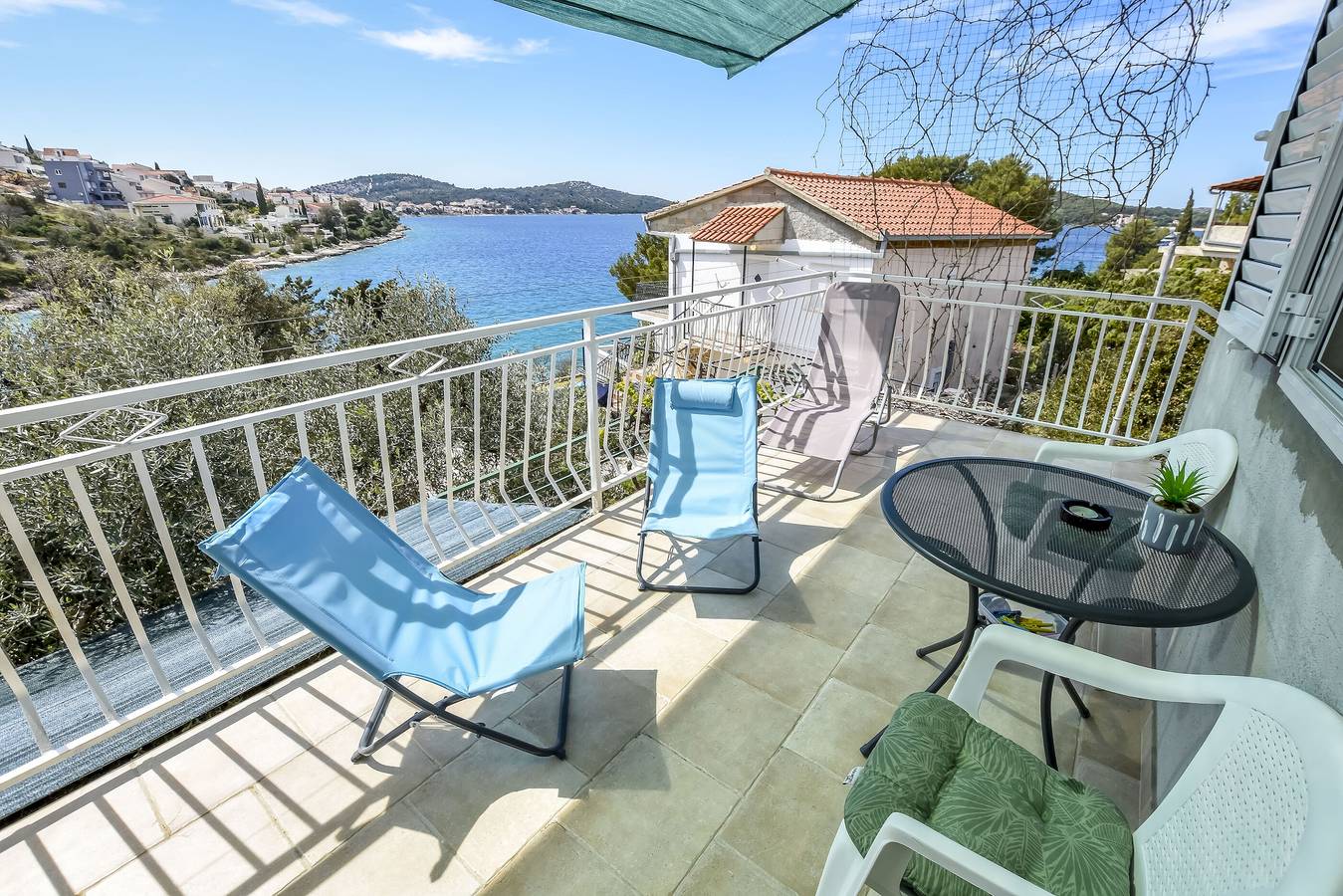 Ganze Wohnung, Apartment Seafront Apartments in Razanj, Šibenik-Knin