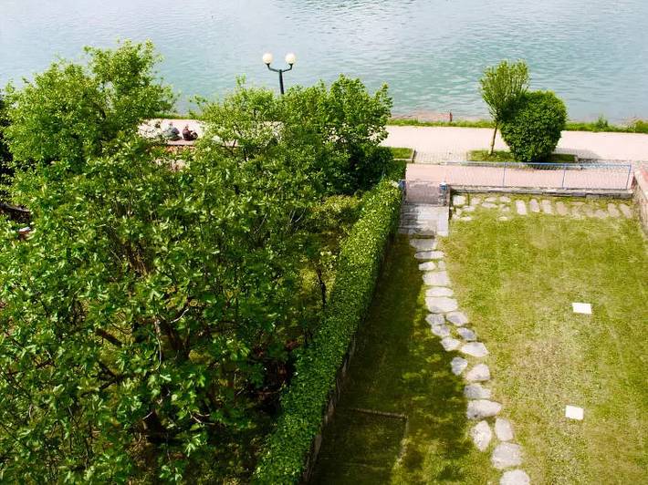 Ferienwohnung für 5 Personen, mit Terrasse und Garten in Luganer See (Lombardei)