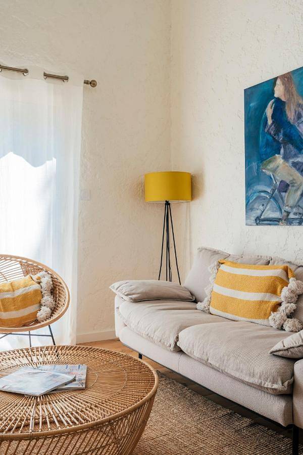 Hôtel pour 5 personnes, avec jacuzzi et piscine ainsi que sauna et jardin, animaux acceptés à Satillieu - 3