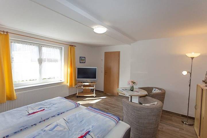 Ferienhaus für 4 Personen, mit Garten in Schaprode - 3