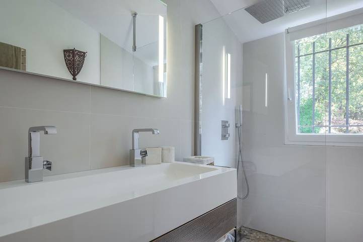 Location de vacances pour 6 personnes, avec terrasse et jardin à Pourrières - 4