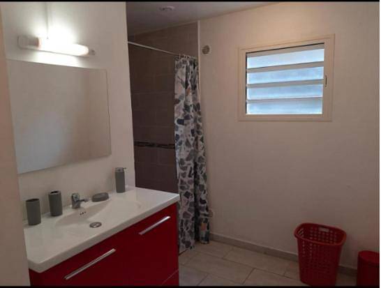 Location de vacances pour 8 personnes, avec vue et terrasse à Cilaos - 2