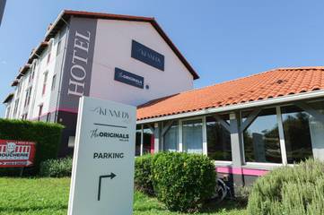 Hôtel pour 2 personnes, avec terrasse, animaux acceptés à Clermont-Ferrand