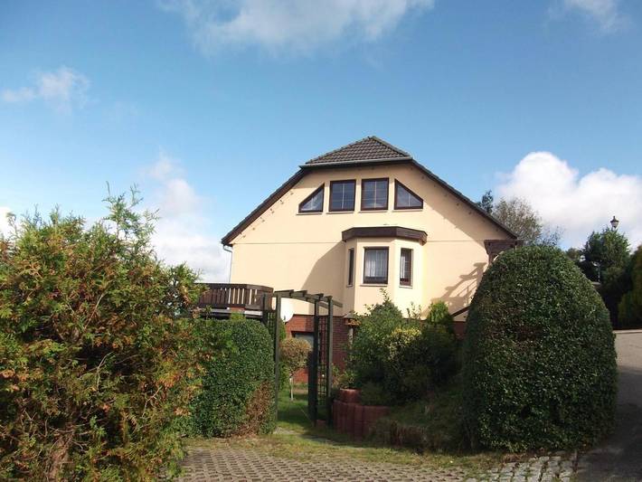 Ferienwohnung für 2 Personen, mit Terrasse und Garten sowie Ausblick