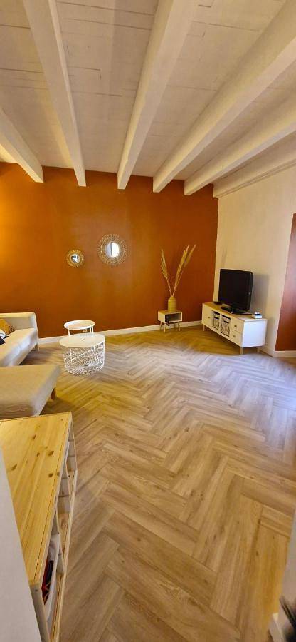 Gîte pour 6 personnes, adapté aux familles à Villeneuve-de-Berg - 4