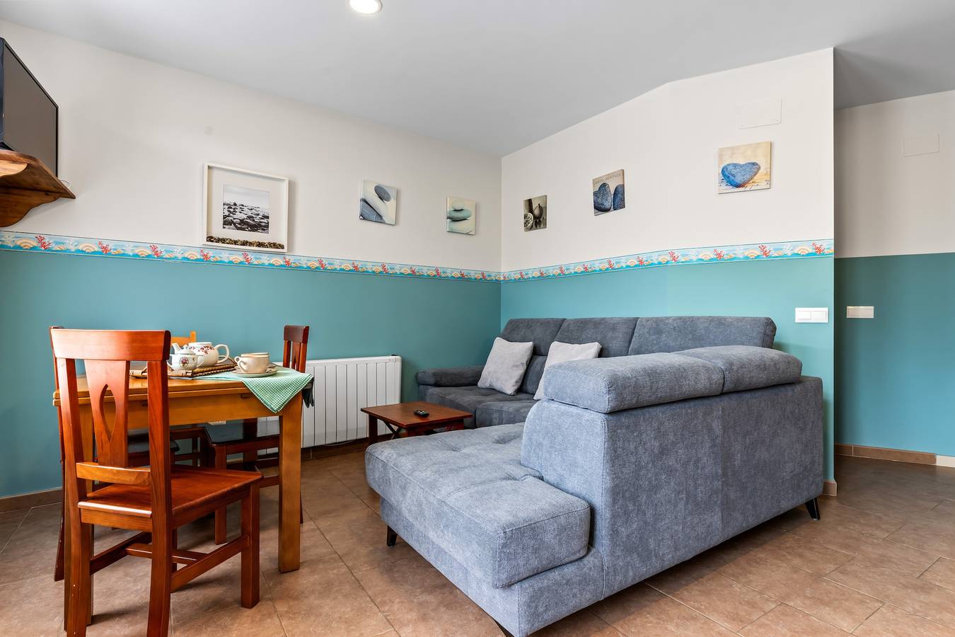 Ganze Wohnung, Ferienwohnung 'Cetareas 2 - Duplex' mit Privatem Garten und Wlan in Ribadeo, Rías Altas