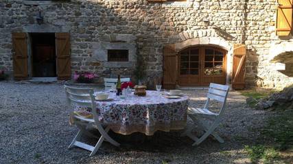 Villa pour 8 Personnes dans Saint-Pierre-sur-Doux, Région de Tournon-sur-Rhône, Photo 4