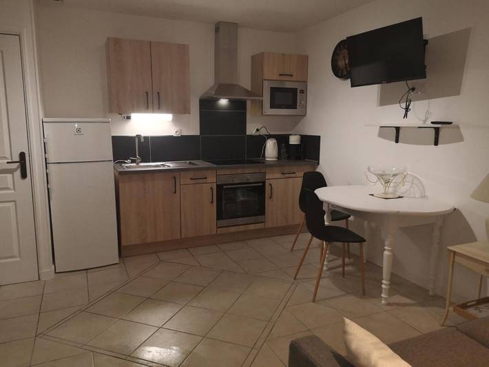 Location de vacances pour 2 personnes, avec terrasse dans Plage Riva-Bella - 2