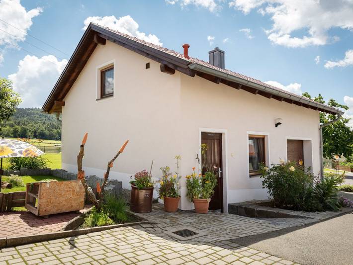 Ferienhaus für 4 Personen, mit Terrasse und Garten sowie Sauna