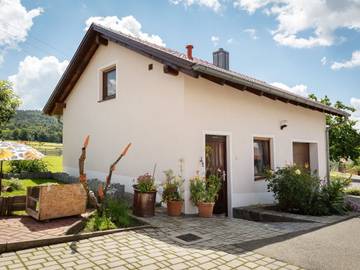 Ferienhaus für 4 Personen, mit Sauna und Garten in Waldmünchen