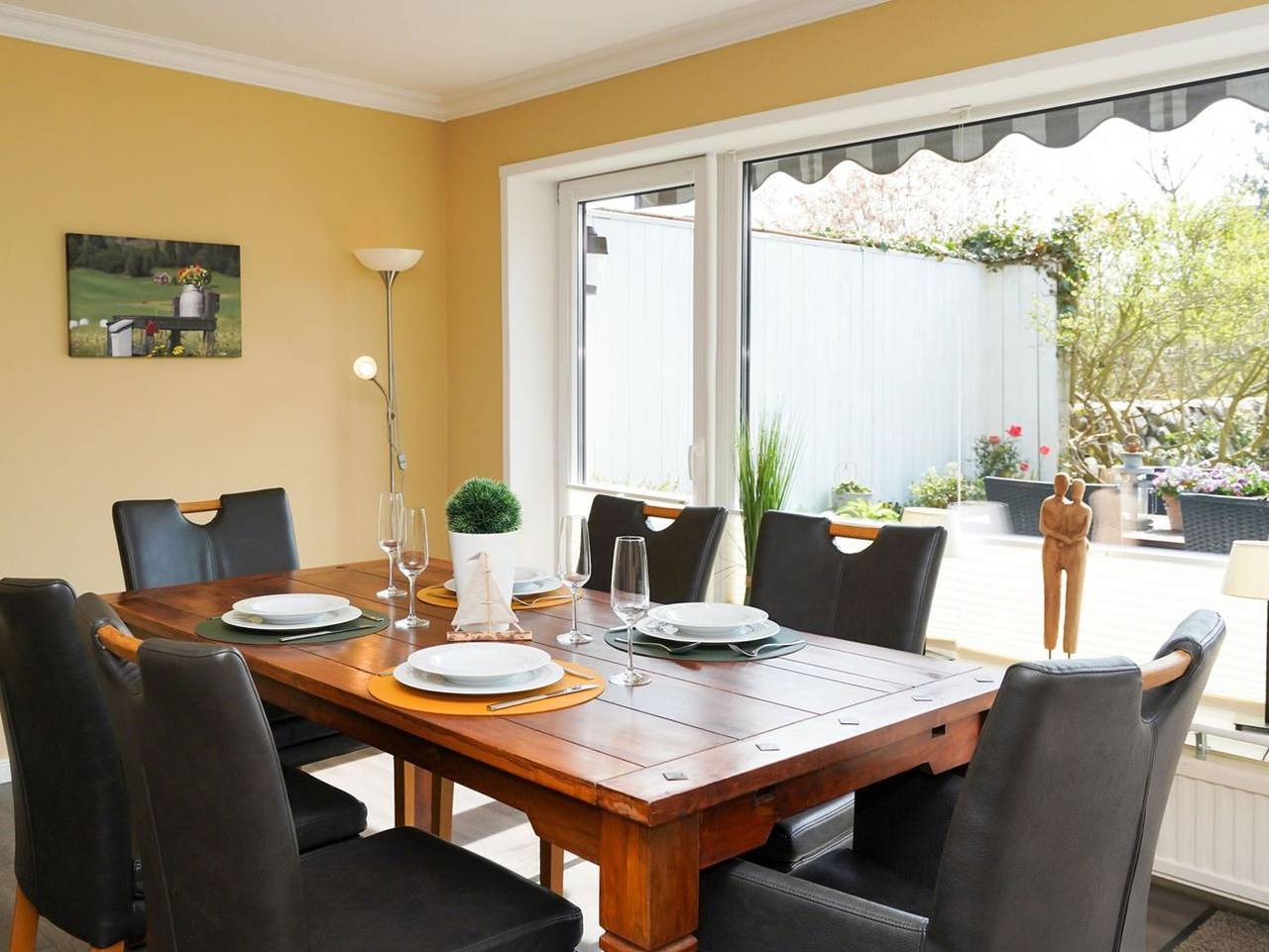 Ganze Ferienwohnung, Silwai Eg - 3-Zimmer App. für 4 Pers. mit Terrasse, Pkw-Stellplatz, Wlan, Haustiere erlaubt. in Sylt (Gemeinde), Sylt