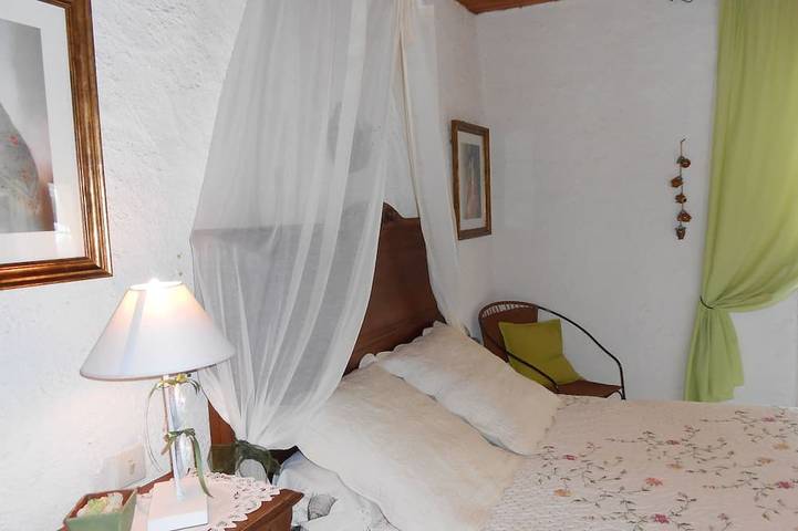 Gîte pour 6 personnes, avec jacuzzi et piscine ainsi que balcon et jardin à Sacoué - 2